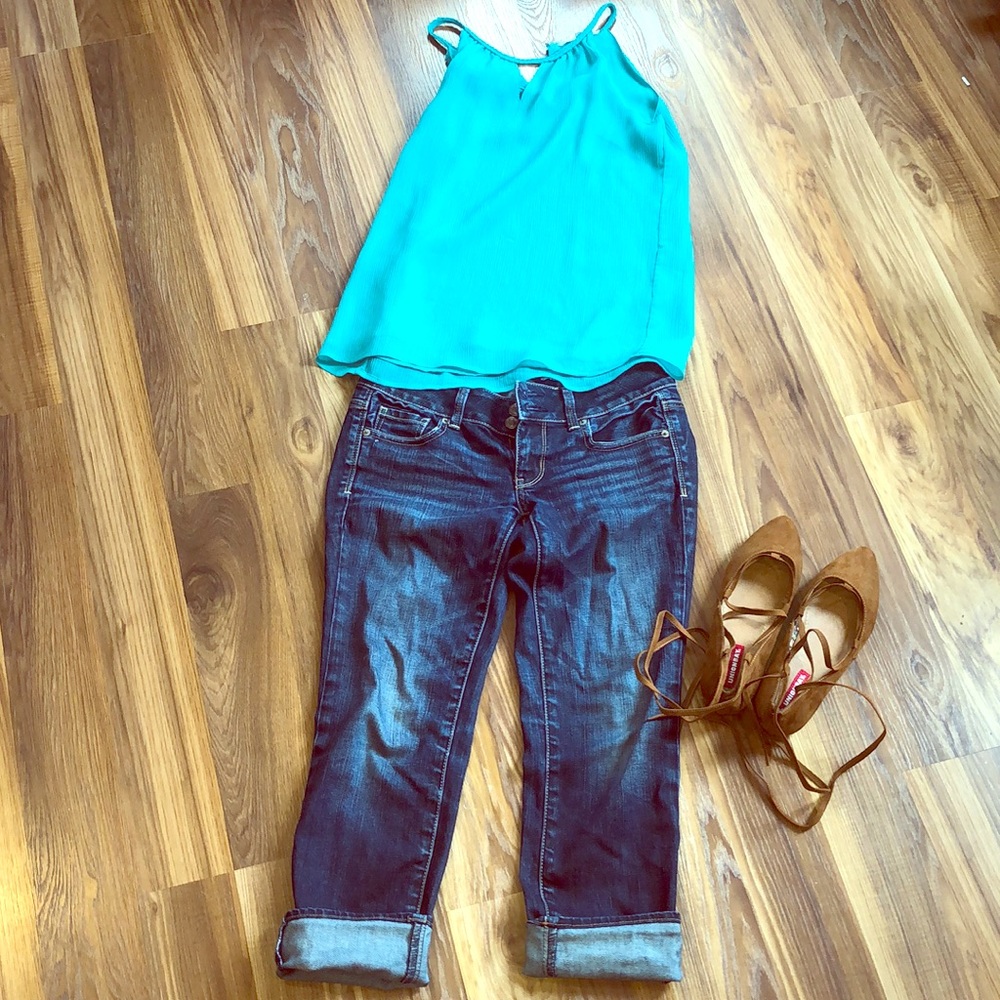 American Eagle Size 2 Cropped Jeans
